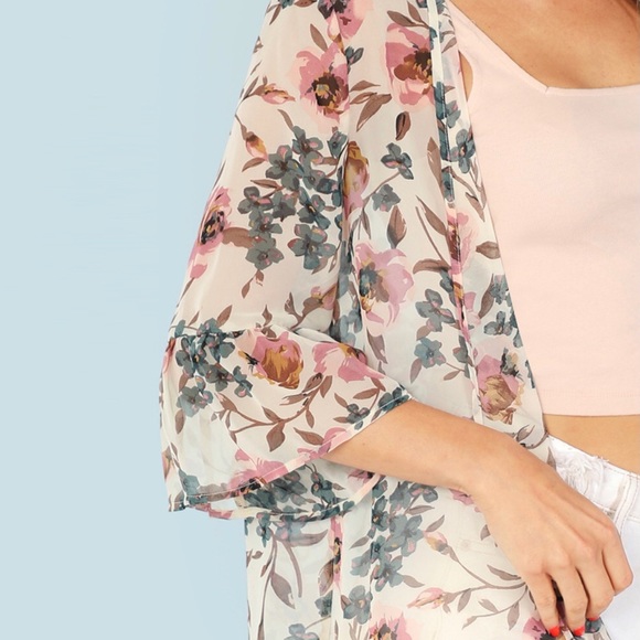 ✨Floral Chiffon Flowy Kimono Top✨ - Picture 4 of 5